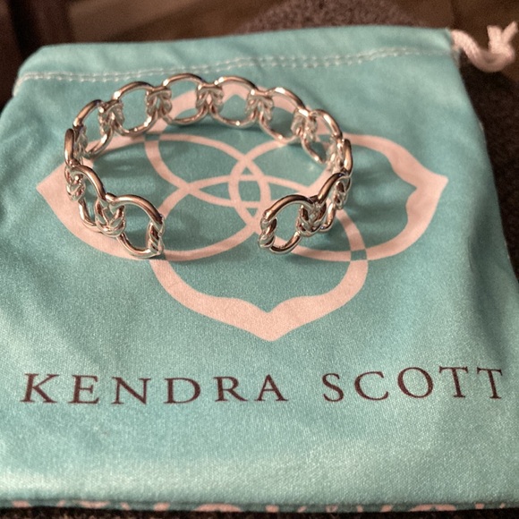 Karen Scott Fallyn Silver Cuff Adjustable Bracelet. - Picture 3 of 7